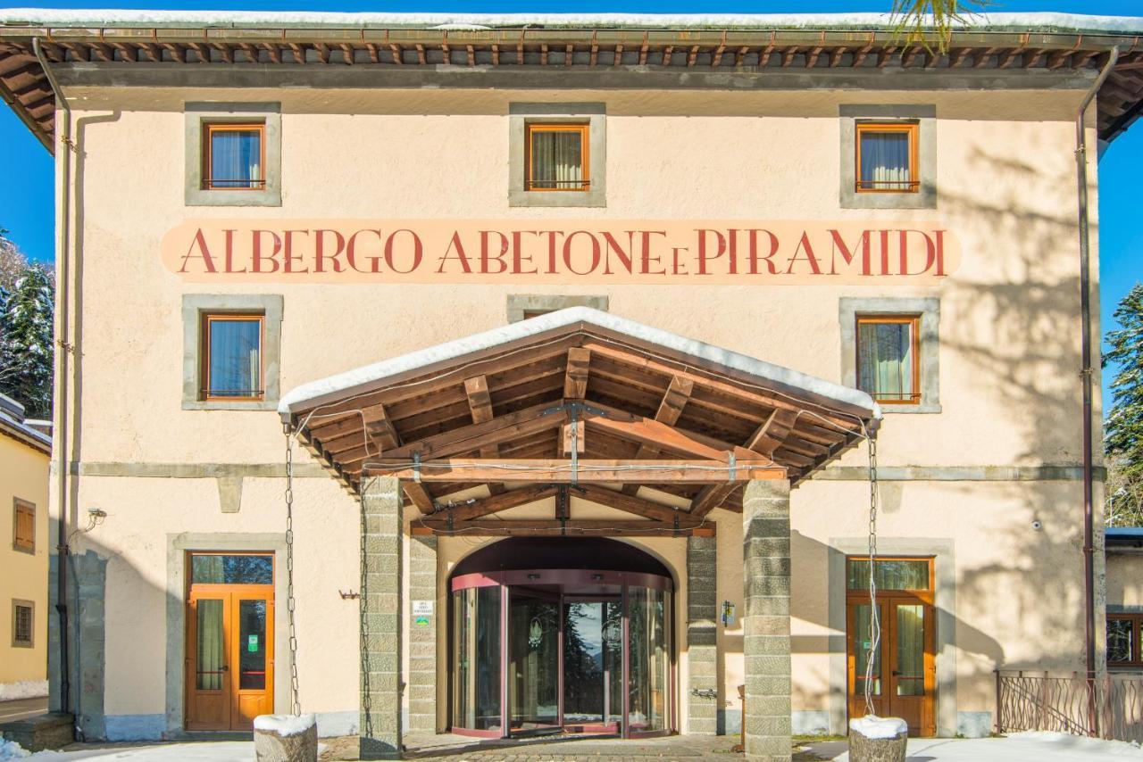Abetone E Piramidi Resort Buitenkant foto