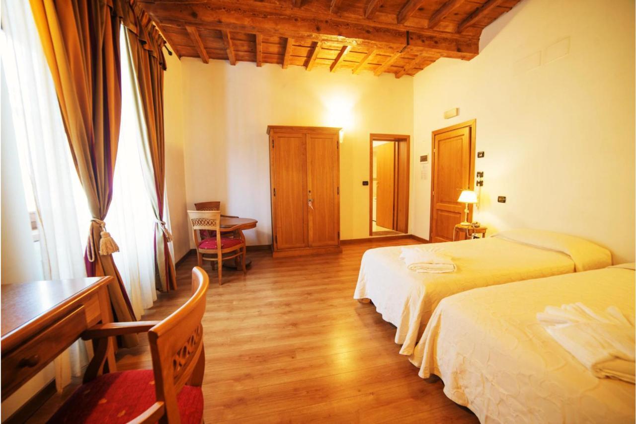 Abetone E Piramidi Resort Buitenkant foto