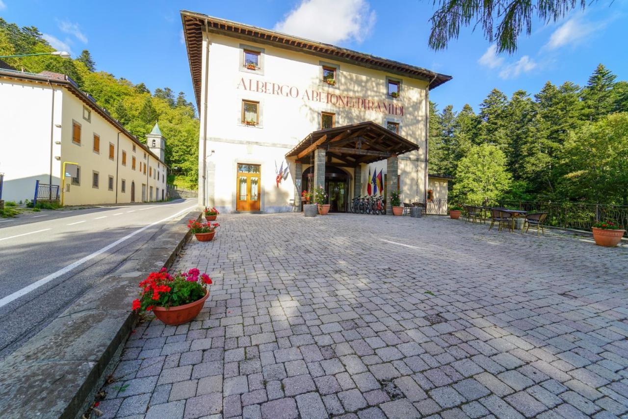 Abetone E Piramidi Resort Buitenkant foto